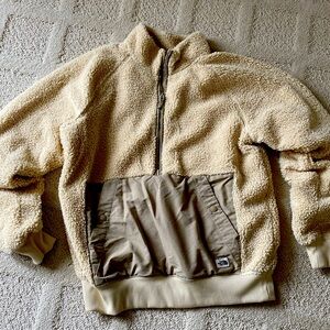 Men’s north face Sherpa pullover